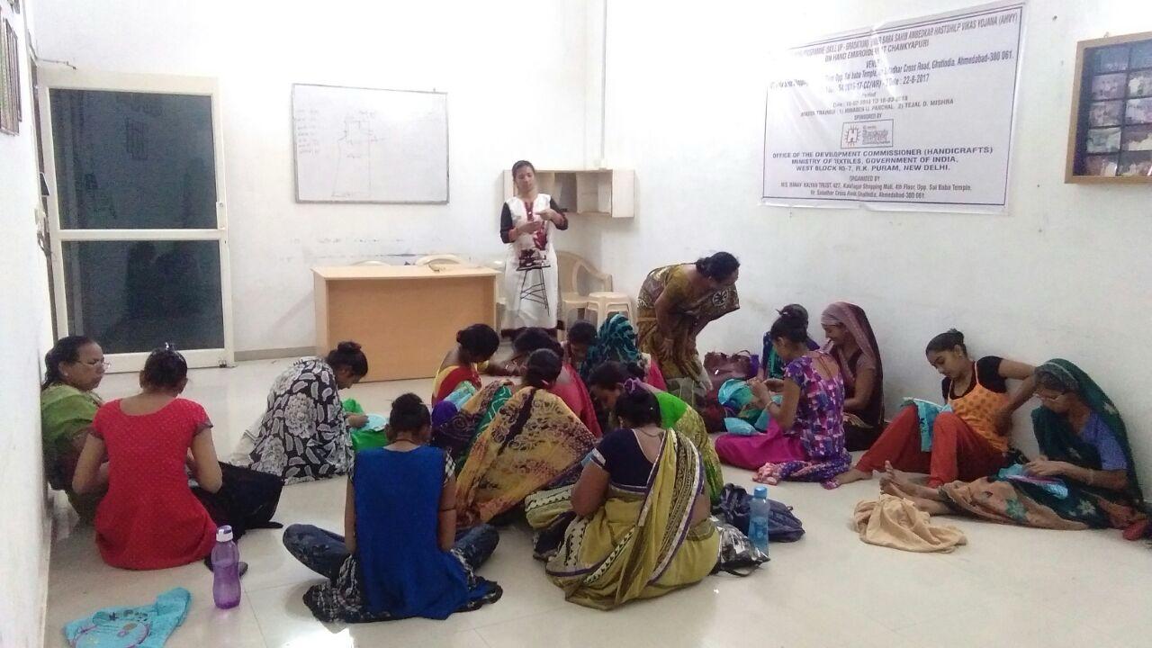 Ambedkar Hastshilp Vikas Yojana (AHVY) gallery image 1